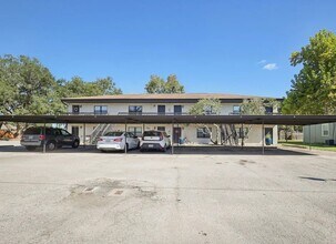 Building Photo - 201 S Kansas Ave