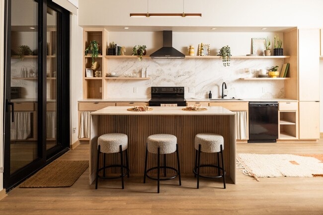 Canopy A2 Kitchen - Bishop North