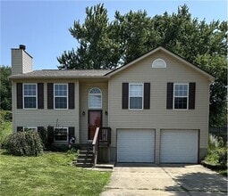 Building Photo - 2633 Burdsall Dr