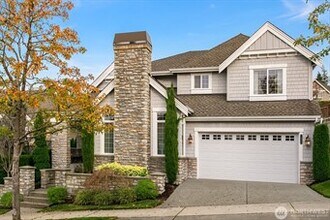 1636 28th Ave NE