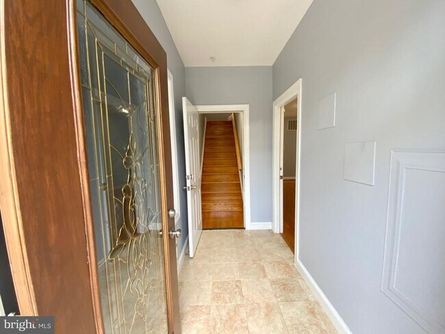 Foto del edificio - 812 5th St NE