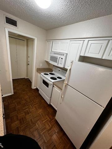 Foto del edificio - 4845 Cedar Springs Rd