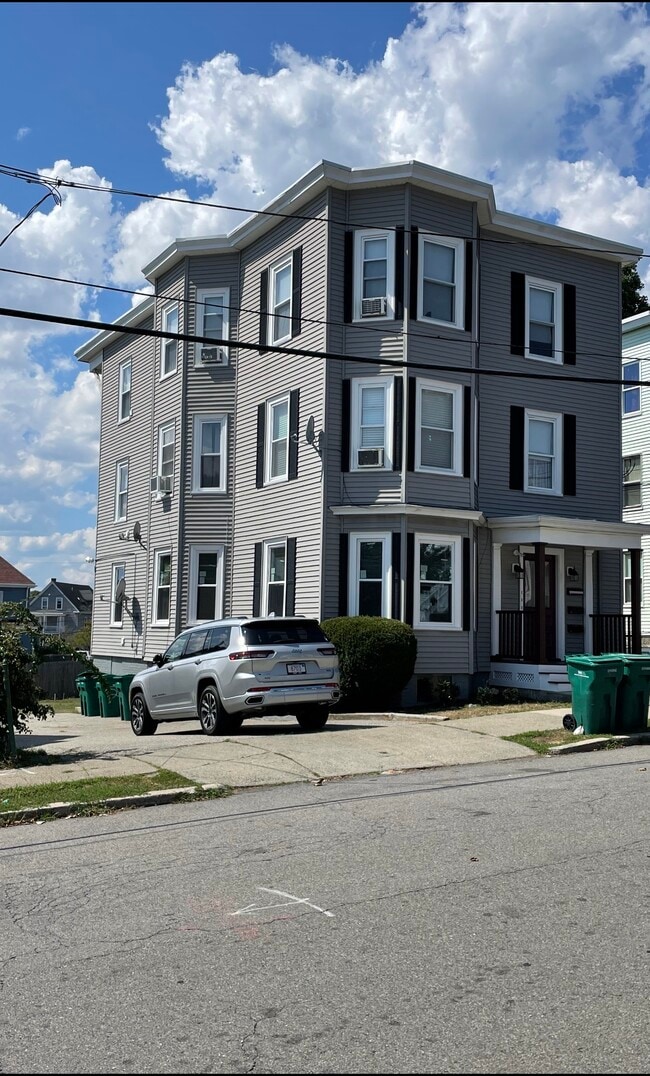 Building Photo - 36 Ashland St