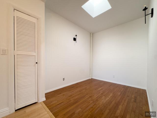 Building Photo - 1 bedroom in Brooklyn NY 11222