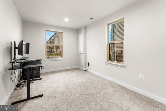 Building Photo - 117 Hawlings River Rd