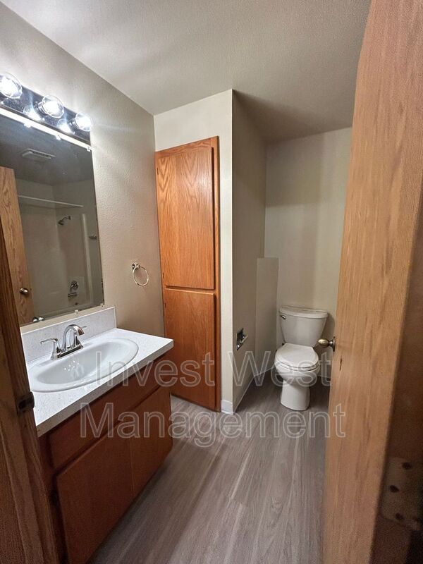 Foto del edificio - 9100 NE 15th Ave