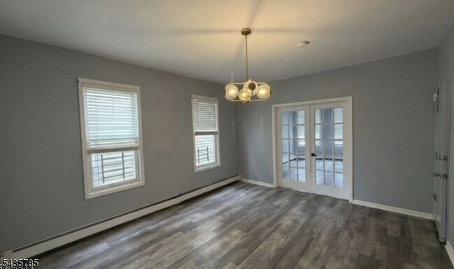 Foto del edificio - 280 S 6th St