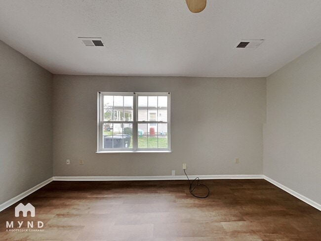 Foto del edificio - 545 Newell St NW