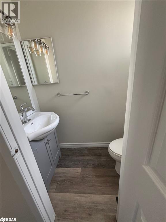 Photo du bâtiment - 56 Bernick Dr