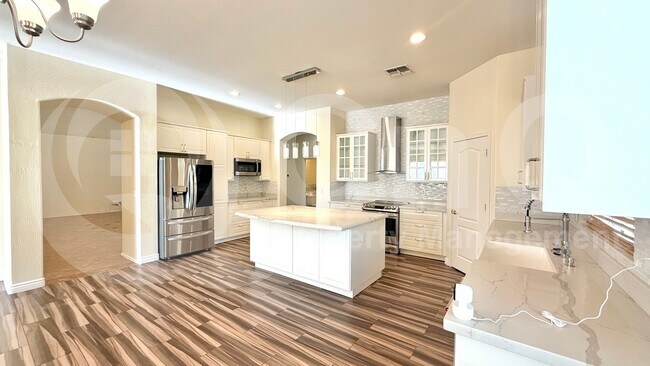 Foto del edificio - 6320 S Black Hills Way