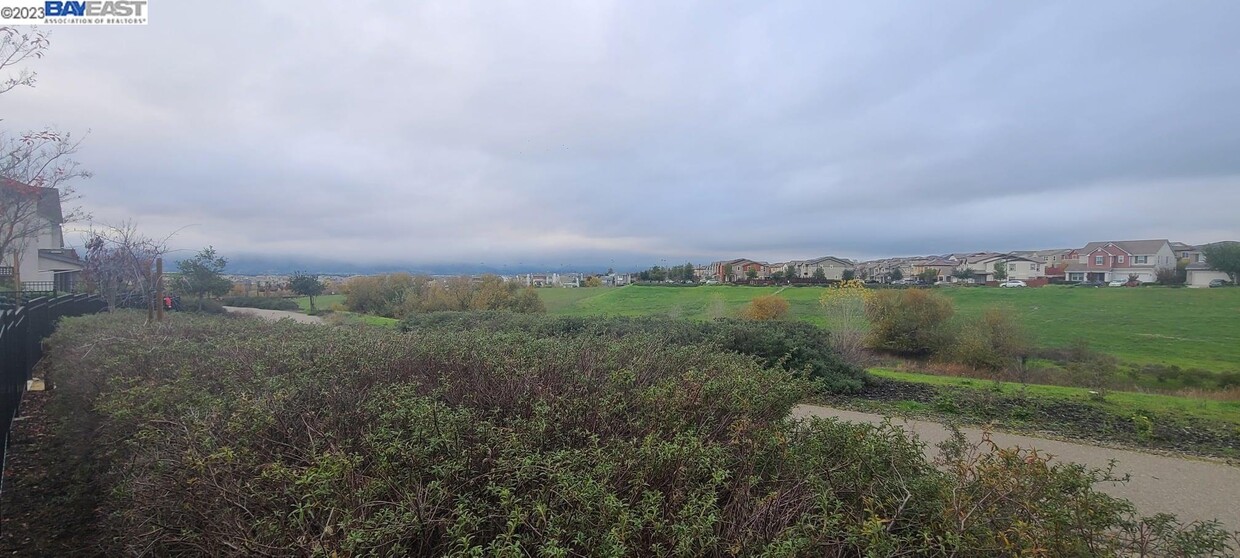 Foto principal - 4328 Sunset View Dr