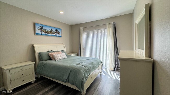 Foto del edificio - 5125 W Reno Ave
