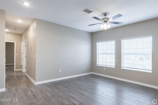 Building Photo - 9779 McCombs St