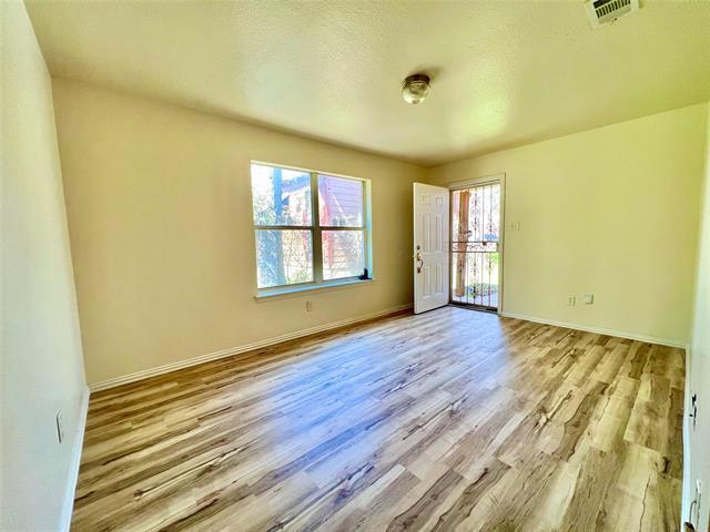 Building Photo - 5004 Chapman St