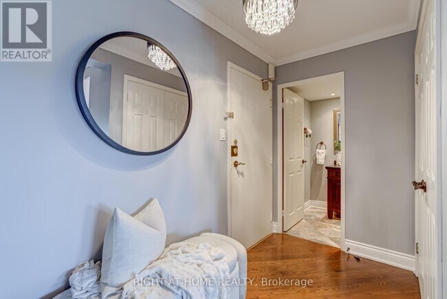 Photo du bâtiment - 65 Skymark Dr