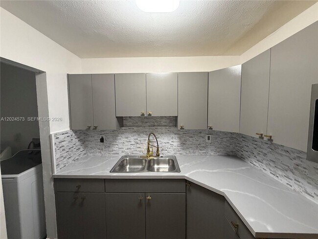 Foto del edificio - 2769 NW 58th Terrace