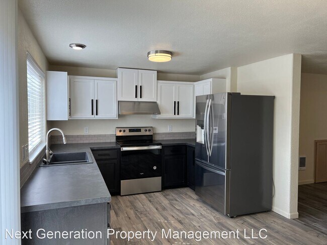 Foto del edificio - 3 br, 1.5 bath House - 4432 Fergus Ave.