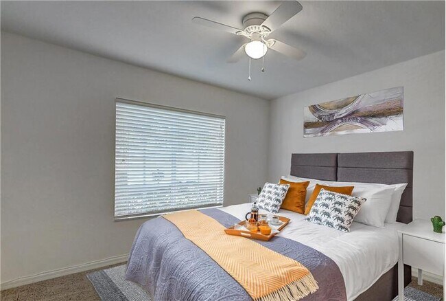 Foto del edificio - 136 Behring Way