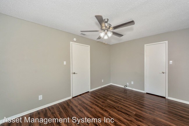 Building Photo - 709 Hercules Ln