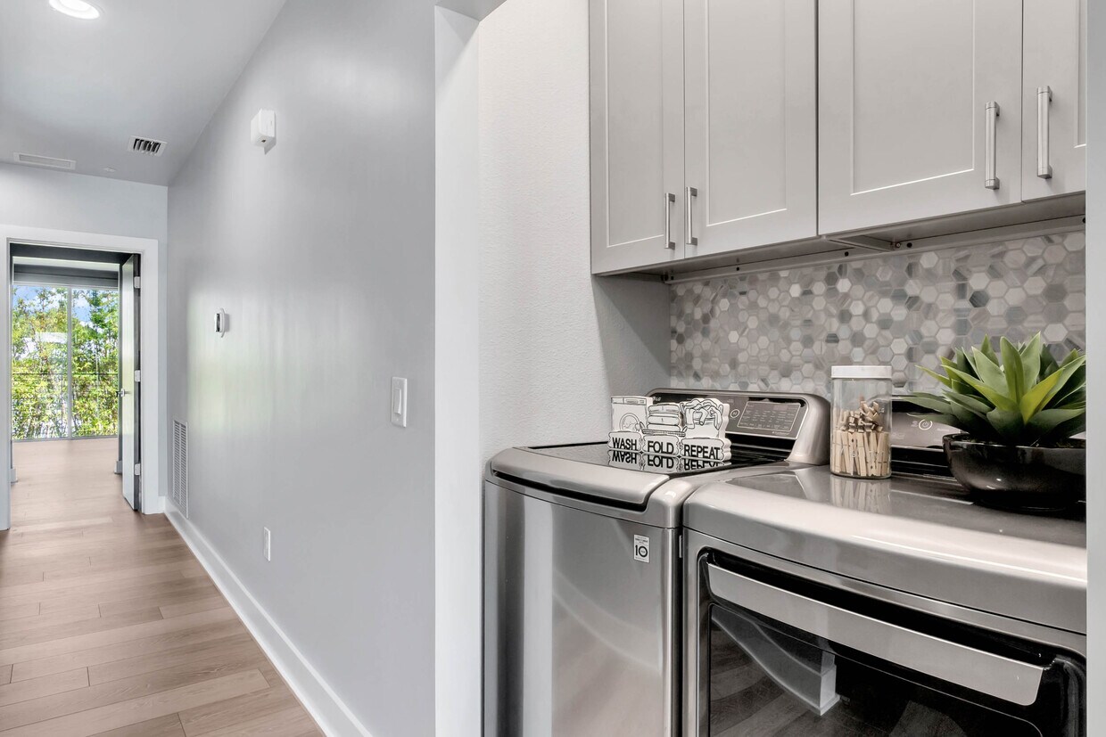 Foto principal - 428 W Swoope Ave