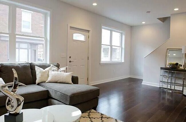 Foto del edificio - 2989 Livingston St