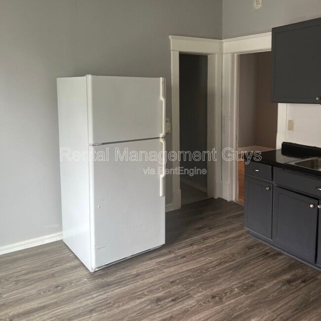 Building Photo - 1015 N Humboldt Ave