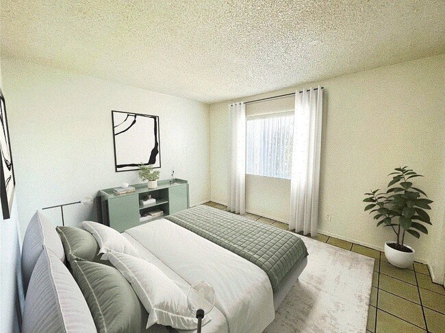 Photo - 201 E Townley Ave Apartment