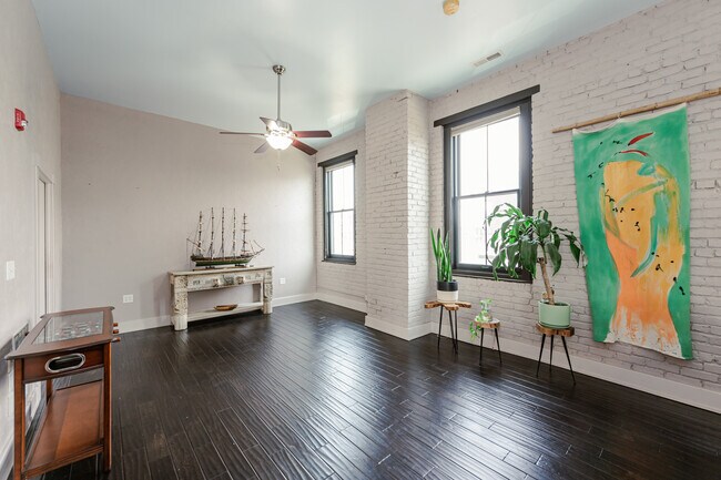 Foto del edificio - 612 Hull St