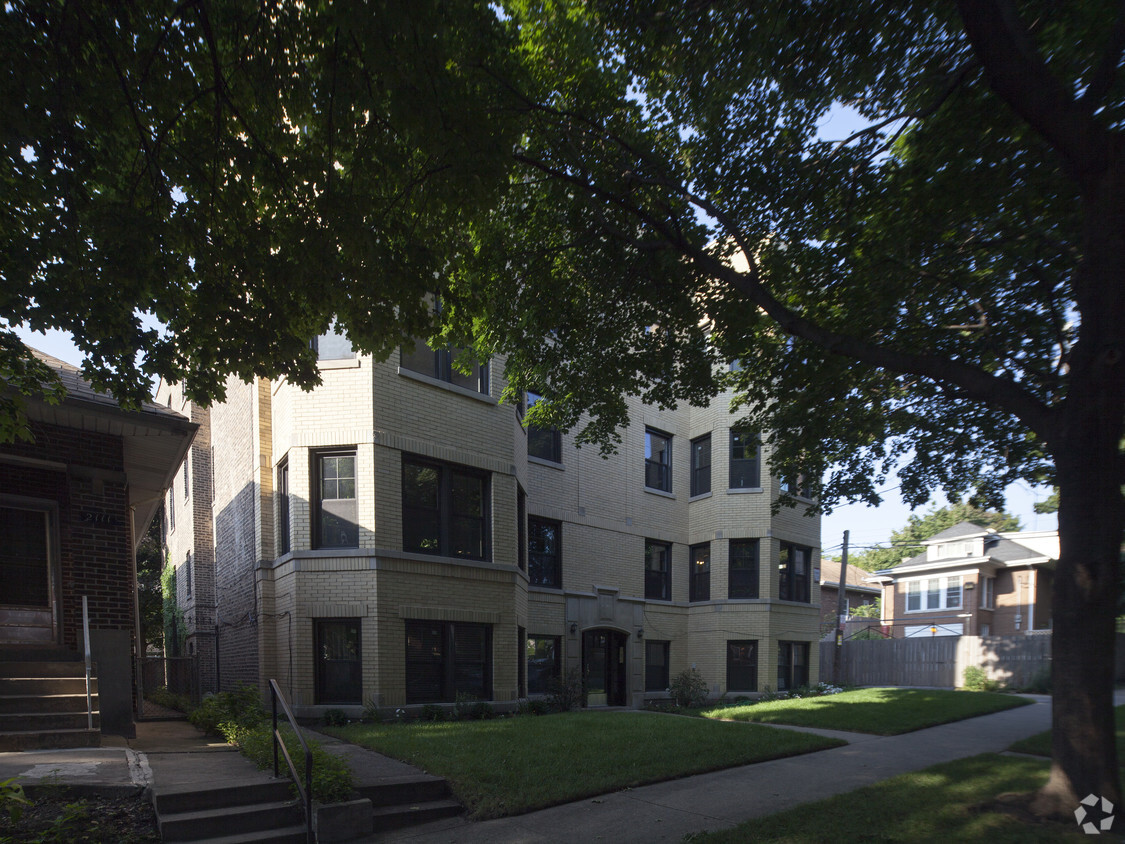 Foto del edificio - 2115-2117 W Birchwood Ave
