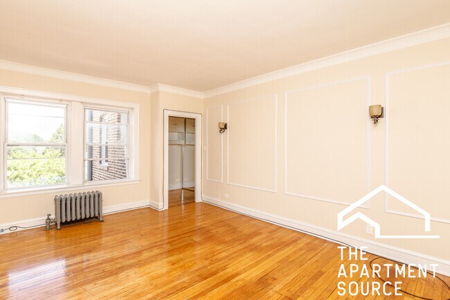 Foto del edificio - 2801 N Keating Ave