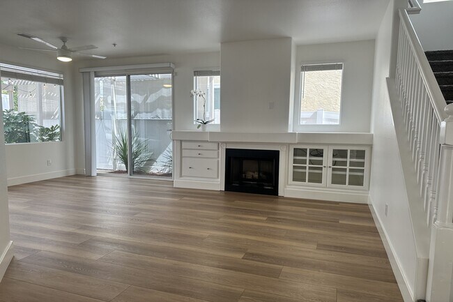 Building Photo - 1817 Calypso Dr