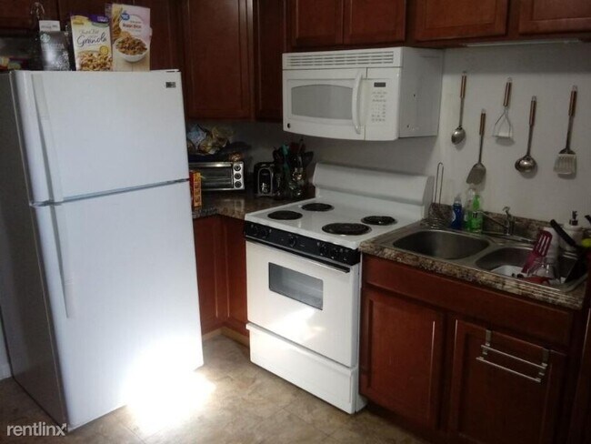 Foto del edificio - 1 br, 1 bath House - 5695 Glenrock Dr
