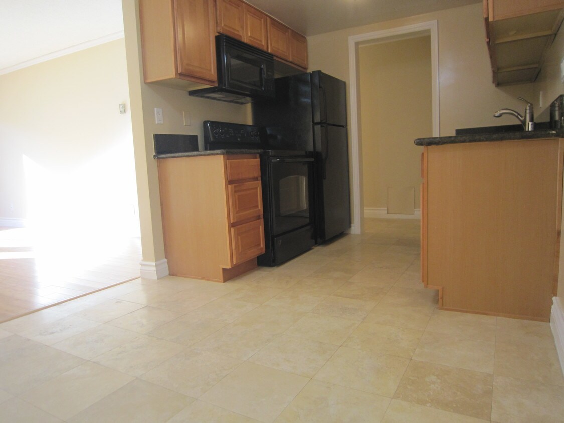 Kitchen - 2901 4th St