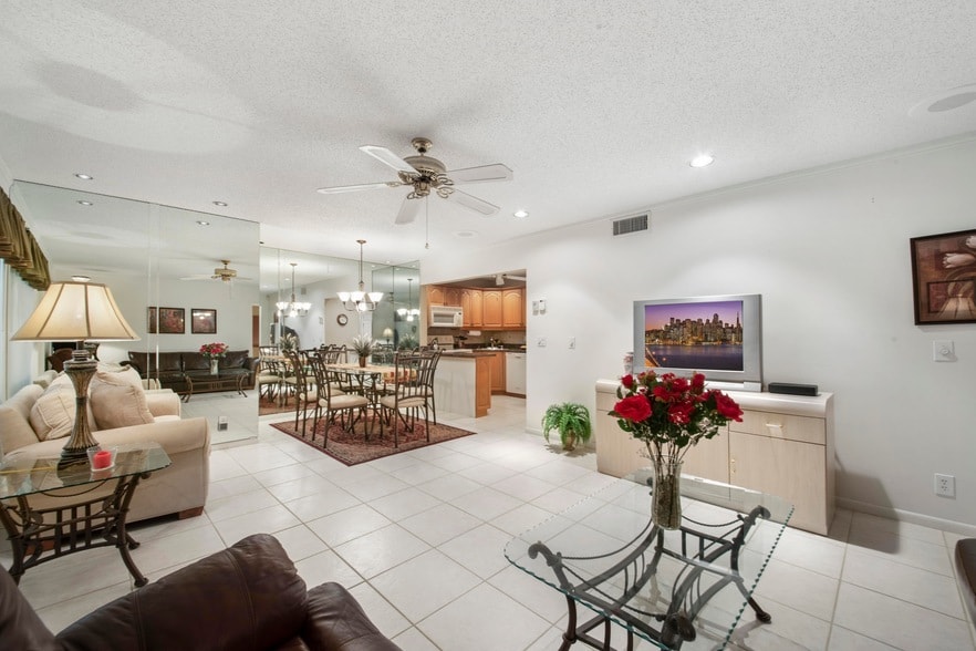 Photo - 417 Pine Glen Lane Unit D-2