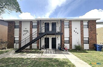 Building Photo - 305 Northern Dove Ln