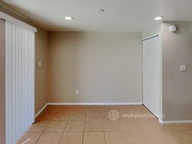 Foto del edificio - 13432 N 18th Ave