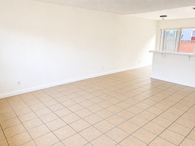 Photo - 3411 W Orange Ave (Anaheim, CA) Apartment