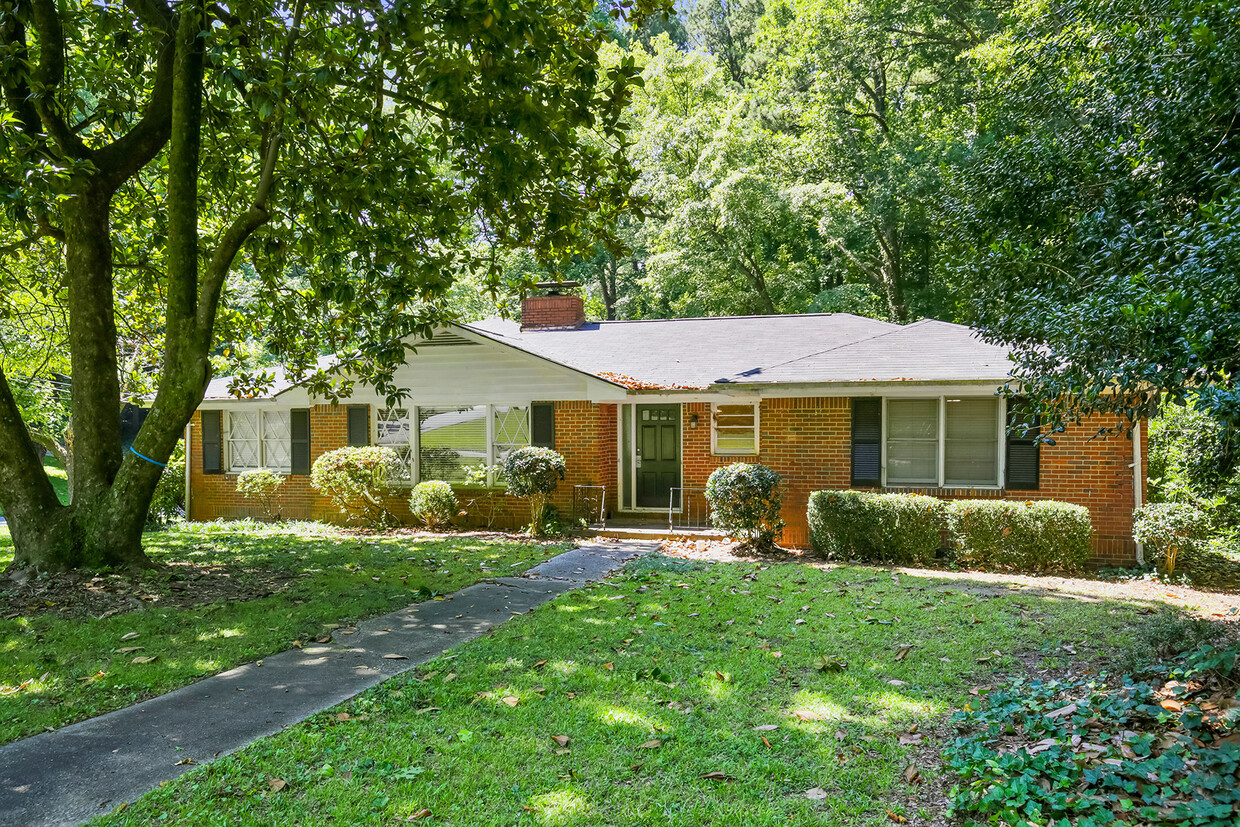 Primary Photo - 645 Pauley Pl NE