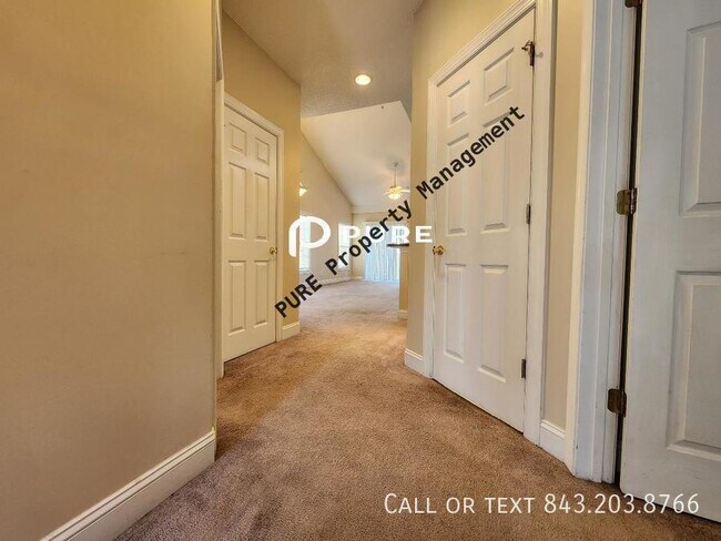 Foto del edificio - 5034 Belleglen Ct