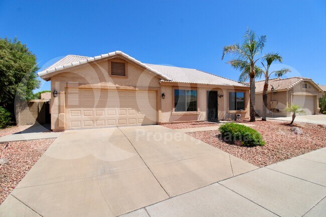 Building Photo - 3740 W Charlotte Dr