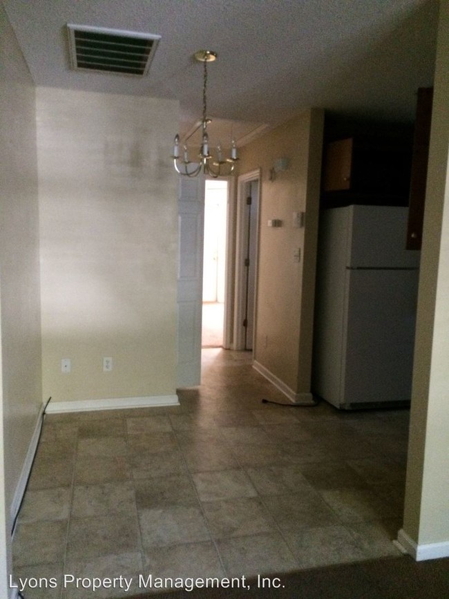 Foto del edificio - 1423 E Moore St