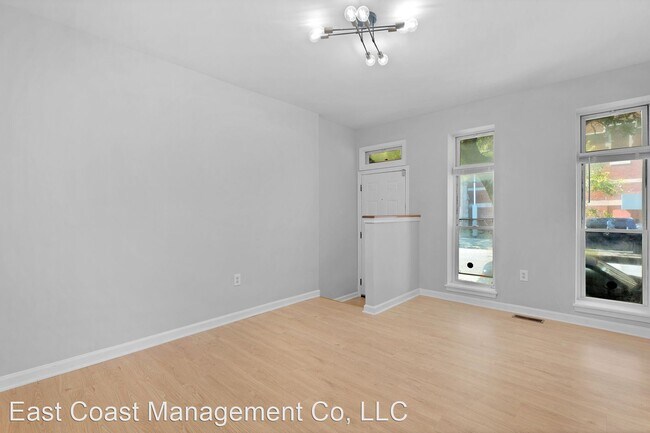 Building Photo - 2 br, 2 bath House - 705 N Baker St