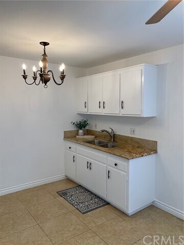 Foto del edificio - 530 Ridgeway Ln