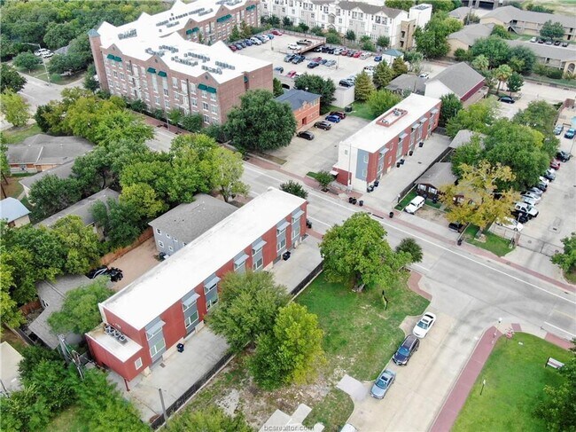 Foto del edificio - Available Now! 1 Bed, 1 Bath in Northgate