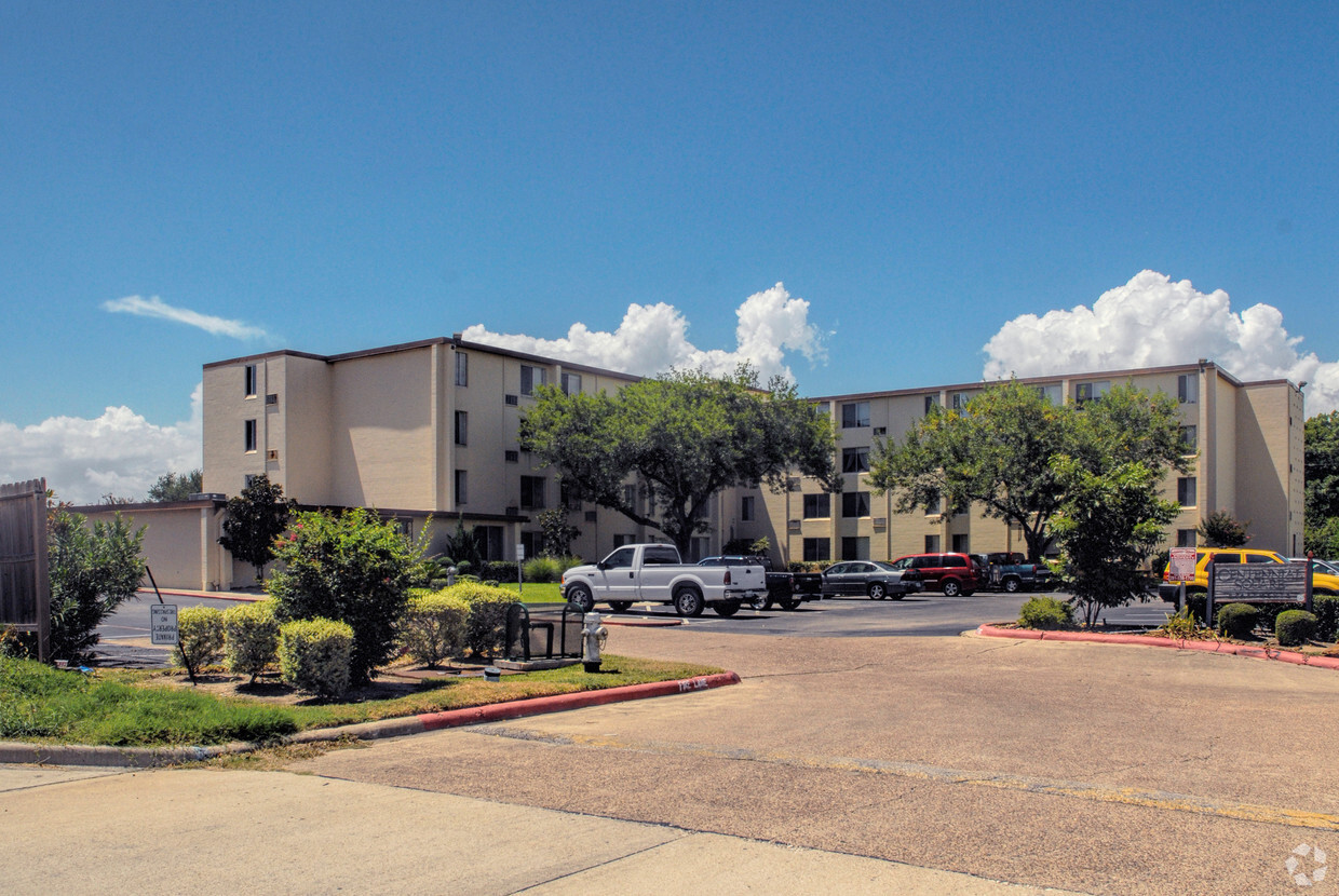 Building Photo - Centennial Square Apartments