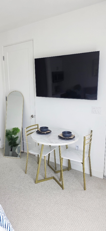 Foto del edificio - 74198 Storke Dr