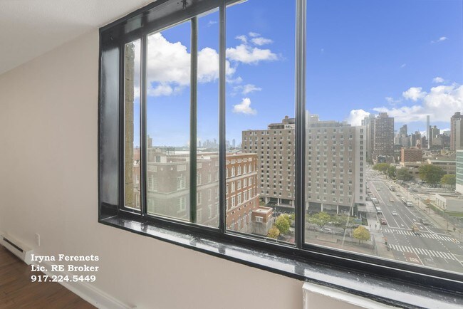 Building Photo - 420 East 102nd Street