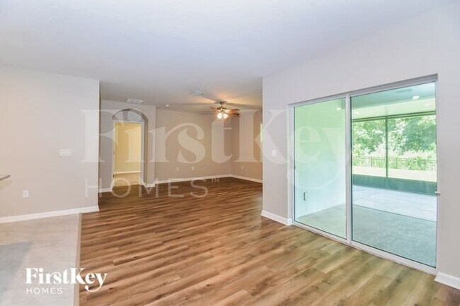Foto del edificio - 4408 Lumberdale Rd.