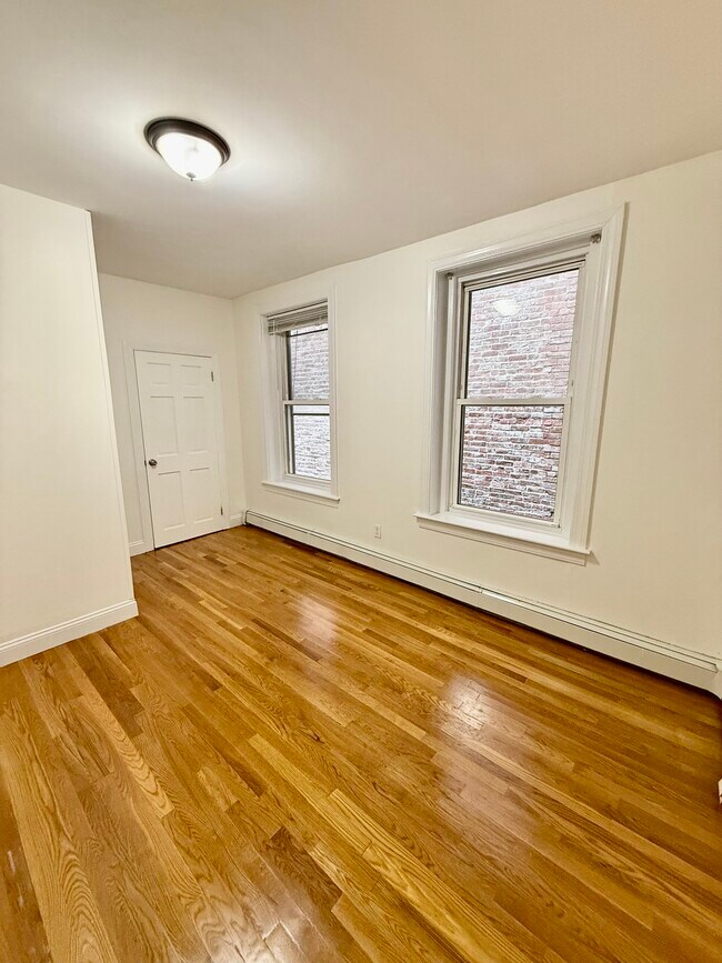 Foto del edificio - 342 Meridian St
