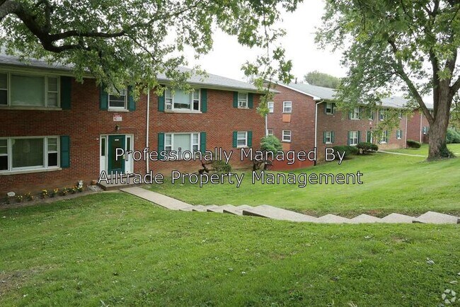 Foto del edificio - 1921 Cambridge Dr
